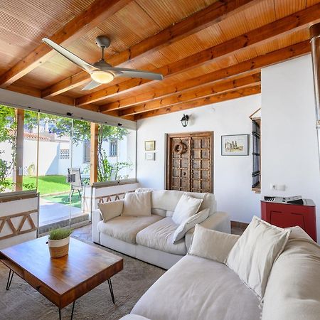 Chalet En Puerto Marina 贝纳尔马德纳 外观 照片