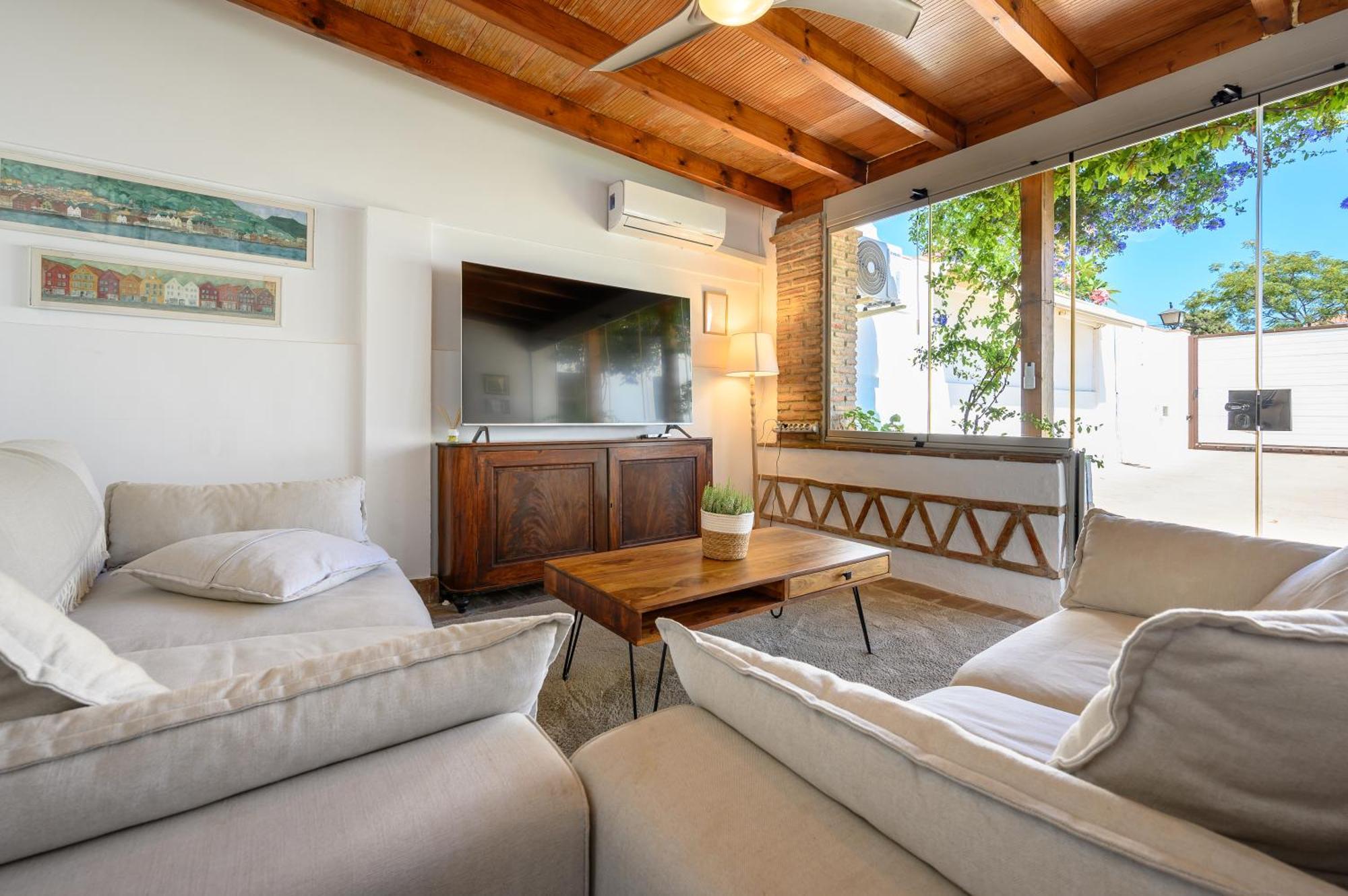 Chalet En Puerto Marina 贝纳尔马德纳 外观 照片